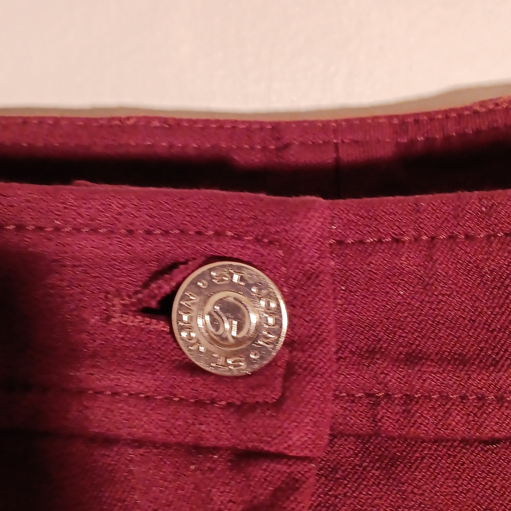 St John Burgundy color jeans size 8